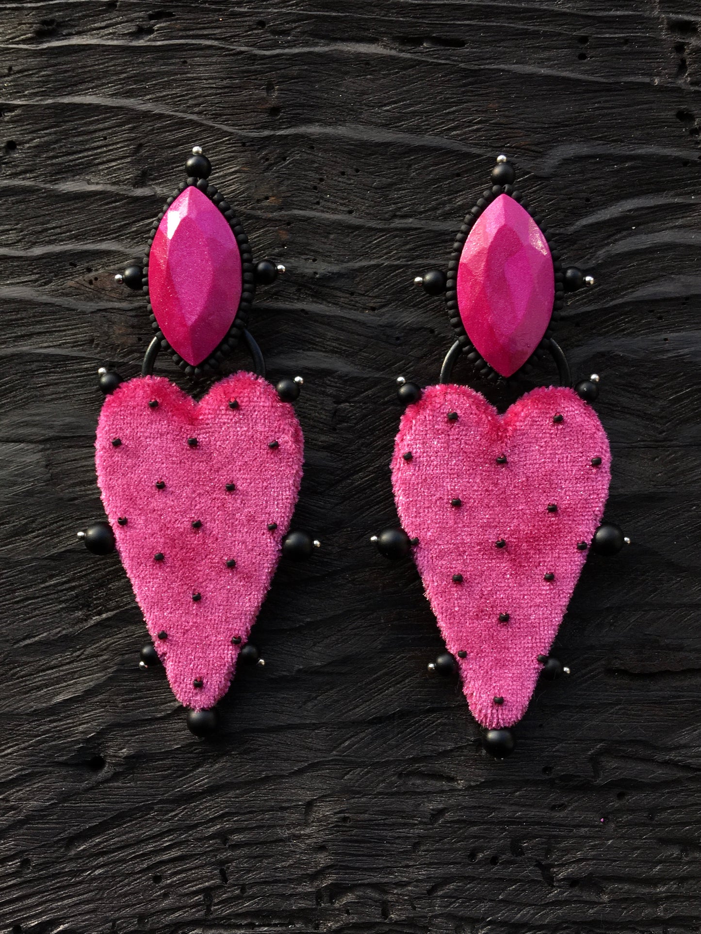 FUCHSIA PINK HEART EARRINGS