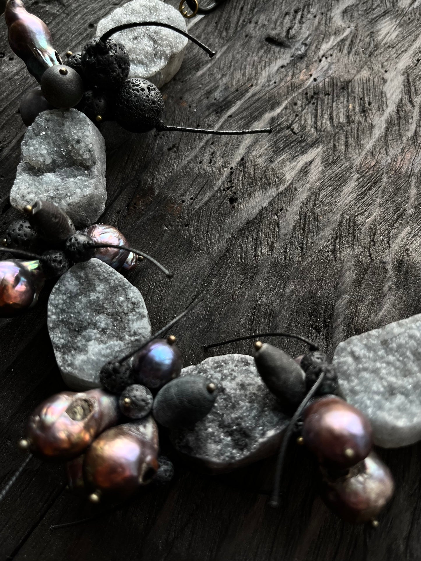 GEMSTONE AND LEATHER NECKLACE