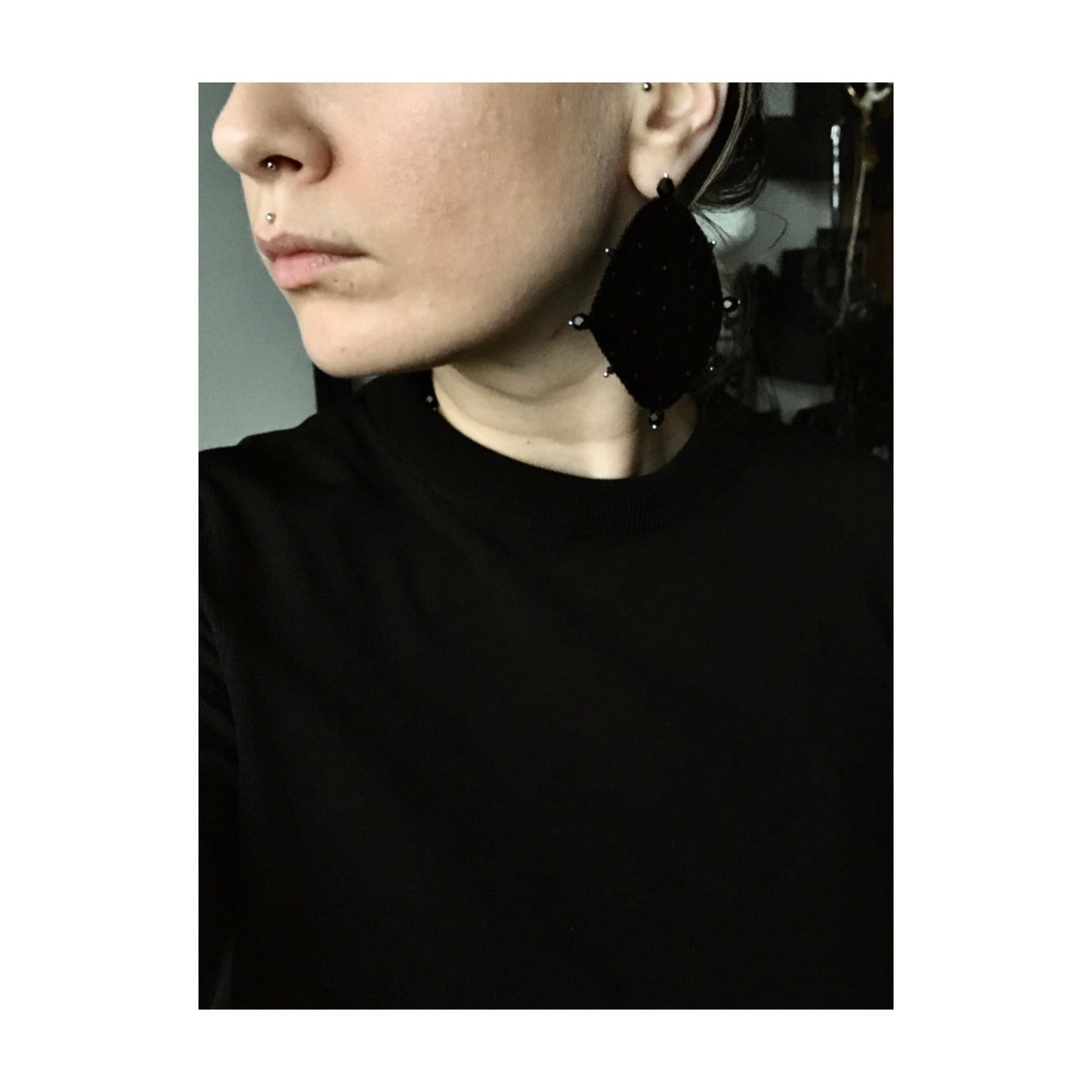 BLACK VELVET EARRINGS