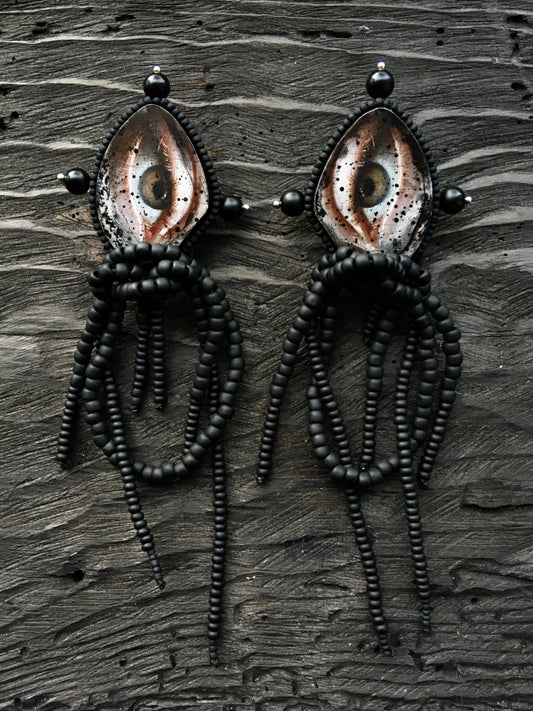 EYE EARRINGS