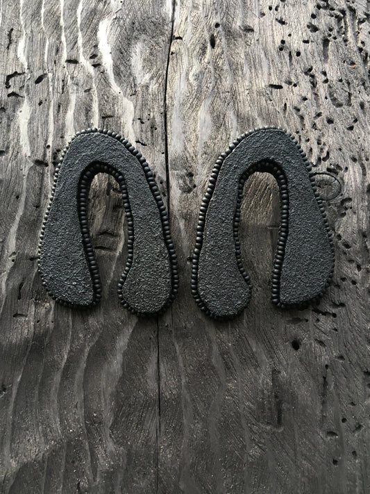 IRREGULAR SHAPE EARRINGS