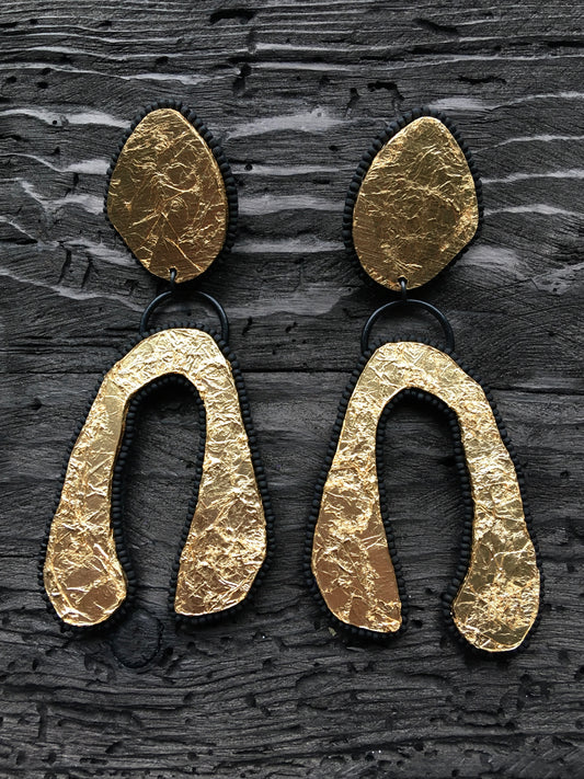 BOLD GOLDEN EARRINGS