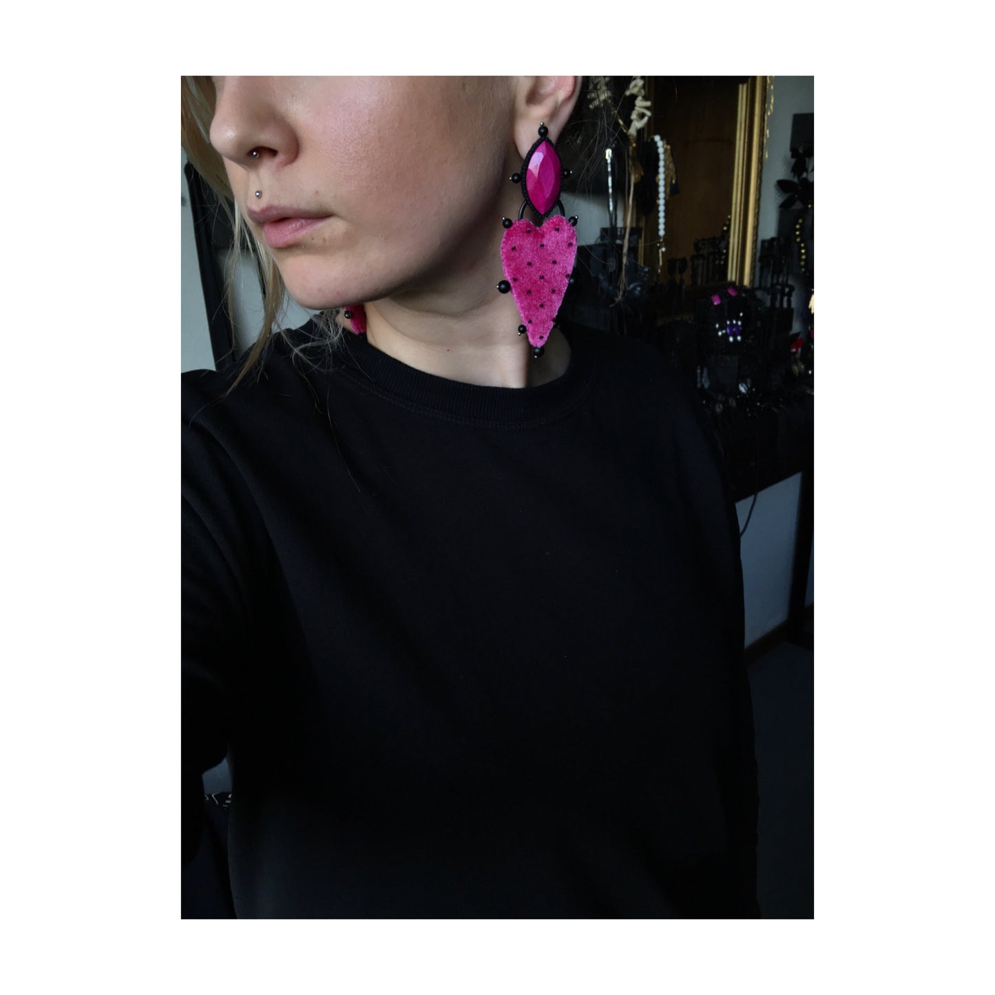 FUCHSIA PINK HEART EARRINGS
